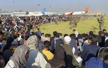 В аэропорту Кабула погибли 40 человек – СМИ