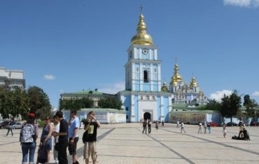Поток туристов в Украину увеличился на 9%