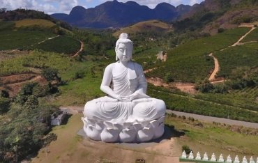 В Бразилии построили статую Будды выше статуи Христа