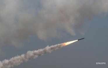 Росіяни обстріляли ракетами два райони Харкова