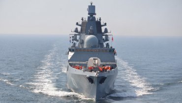 Російські військові моряки божеволіють: їх літаками вивозять до московської психлікарні