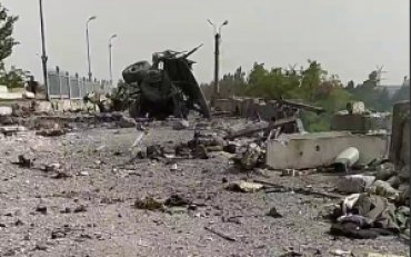 Шматки тіл і техніки: з’явилося відео наслідків удару ЗСУ по Каховському мосту