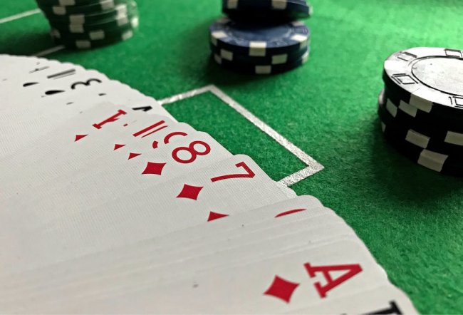 Покер для новичков: Как избежать распространенных ошибок и сделать первый шаг к победам