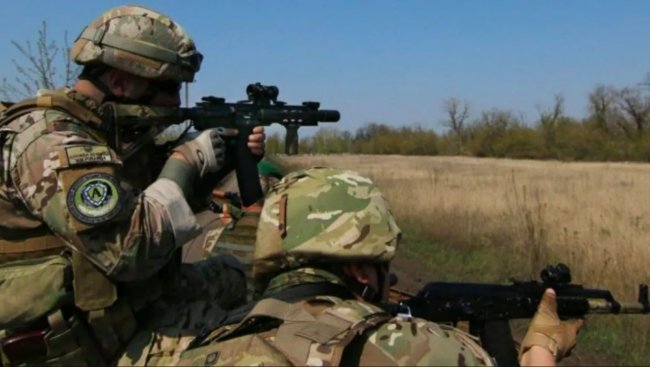Український спецназ висадився у Криму: на мисі Тарханкут пролунали вибухи