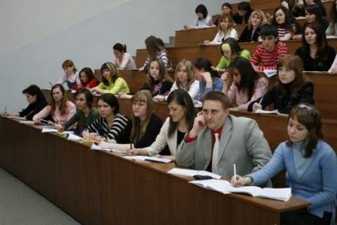 Украинские студенты рано начинают работать и неплохо зарабатывают – эксперт
