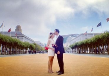 В США фотографы сделали свадебную фотосессию в Instagram