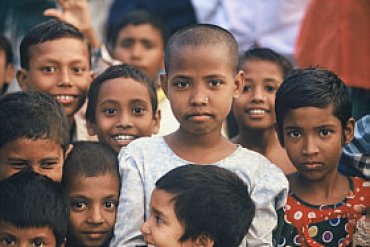 В Бангладеш почти 300 детей похищены и насильственно обращены в ислам