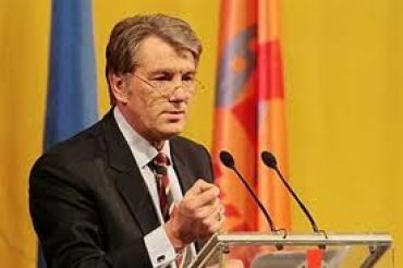 Ющенко рассказал, где берет деньги на выборы и чем его можно купить
