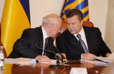 Азаров доложил Януковичу о рисках евроинтеграции