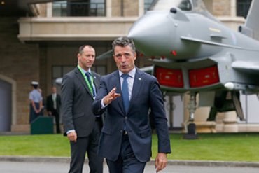 НАТО обвиняет Россию в дестабилизации ситуации на востоке Украины