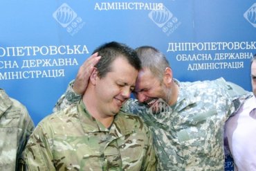 Комбаты «Днепра» и «Донбасса» назвали изменника, виновного в иловайской трагедии