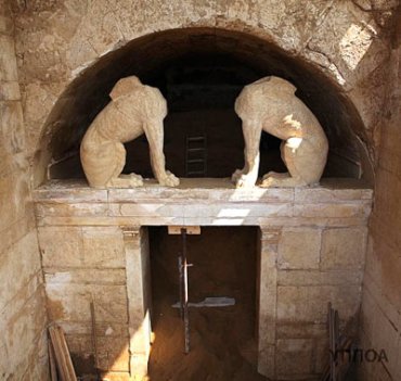 Гробница времён Александра Великого в Греции – открыта третья комната