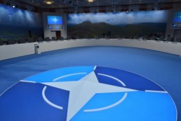 Конфликт в Украине может завершиться распадом НАТО – Forbes
