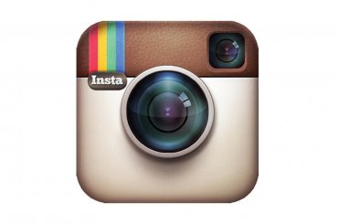 В Instagram появилась возможность личной и групповой переписки
