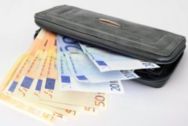 Украина получила от Германии 200 млн евро для поддержки вкладчиков «прогоревших» банков