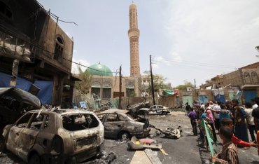 В Йемене смертники взорвались в мечети – более 10 погибших