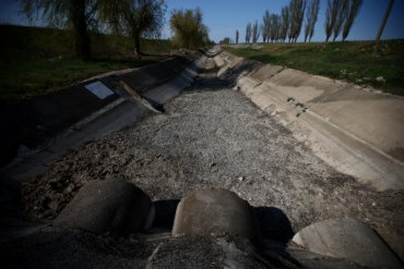Снабжение Крыма пресной водой перекрыто, – Правый сектор