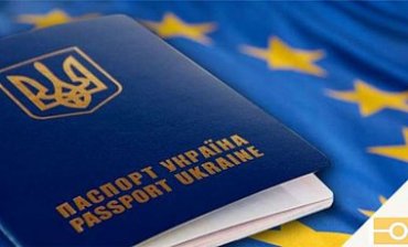 В октябре украинцам отменят визы в ЕС