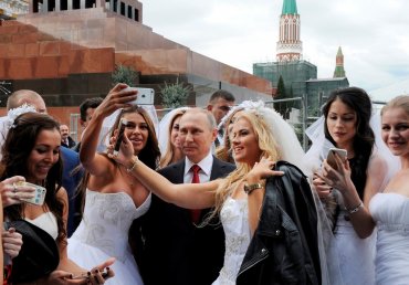 «Невестами Путина» оказались элитные девушки по вызову