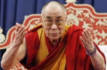 Далай-лама прокомментировал развод Питта и Джоли