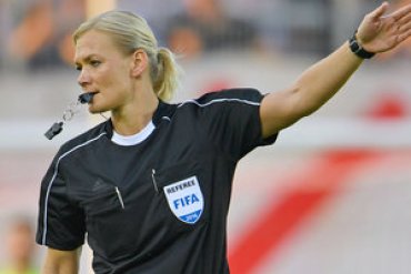 Матч чемпионата Германии впервые будет судить женщина