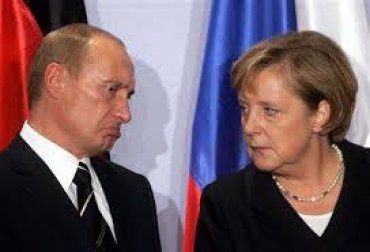 Меркель поговорила с Путиным о миротворцах на Донбассе