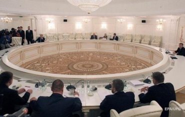 Украинская делегация не подписала формулу Штайнмайера вопреки указаниям Зеленского