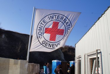 Красный Крест направил на Донбасс более 55 тонн гумпомощи