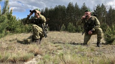 Украинские пограничники взяли под усиленную охрану границу с Беларусью
