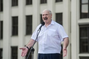 ЕС не считает Лукашенко легитимным президентом
