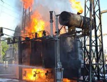 На подстанцию под Курском сбросили взрывчатку: взорван трансформатор