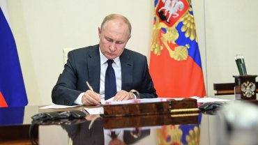 Путін підписав укази про визнання «незалежності» Запорізької та Херсонської областей