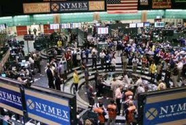 Нью-Йоркская биржа приостановит работу из-за урагана