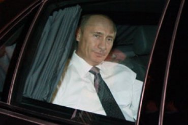 Путин и Медведев будут ездить на российских автомобилях