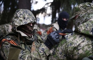 Боевики на Донбассе замерзают и собираются раздевать местных жителей