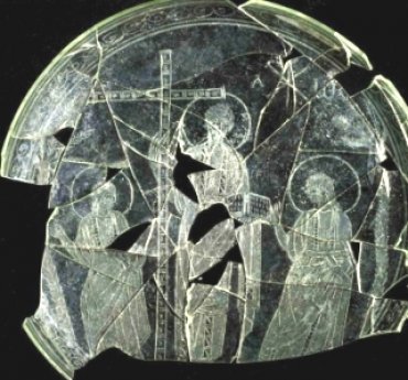 Испанские археологи нашли пластину IV века с изображением Иисуса