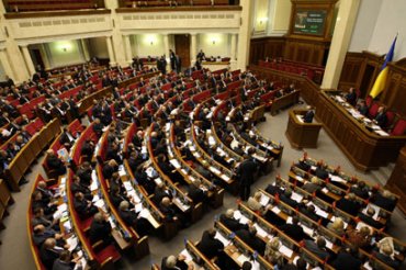 Верховная Рада приняла пакет антикоррупционных законов