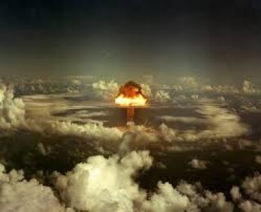 50 лет назад Китай провел первый в своей истории успешный запуск атомной бомбы