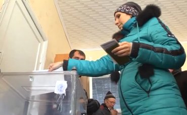 В ЛНР начались досрочные выборы