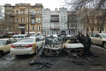 В Одессе один за другим горят автомобили
