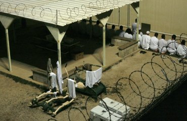 Заключенных в тюрьмах Англии насильно заставляют принимать ислам