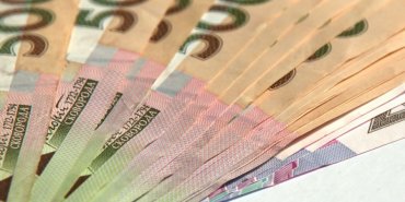 Львовский государственный ювелирный завод лишний раз выплатил зарплату сотрудникам