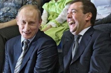 Медведев снова веселит: «Главное, чтобы у селян было хорошее настроение!»