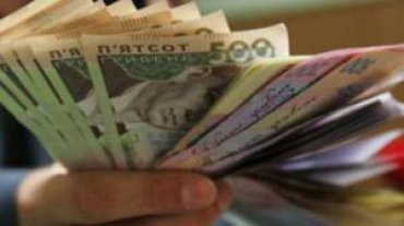 В Украине повысят минимальную зарплату до 3200 гривен