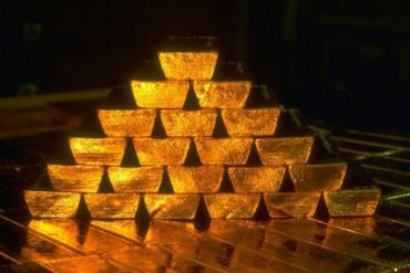Минфин России начал распродавать золотой и алмазный фонды