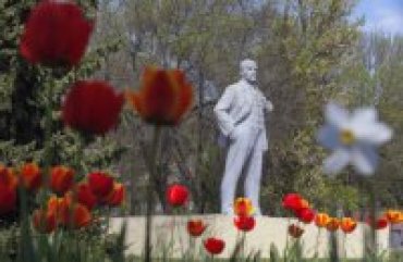 В селе Одесской области восстановили памятник Ленину