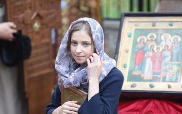 В России предложили канонизировать Поклонскую