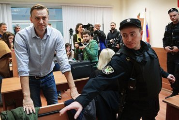 В Кремле приняли решение не пускать Навального на выборы