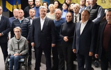Порошенко записал обращение по итогам Минска