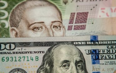 Доллар и евро дорожают в обменниках